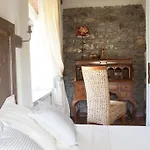 Di Laura *